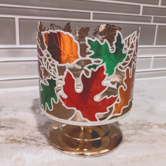 Bath and Body Works candle holder